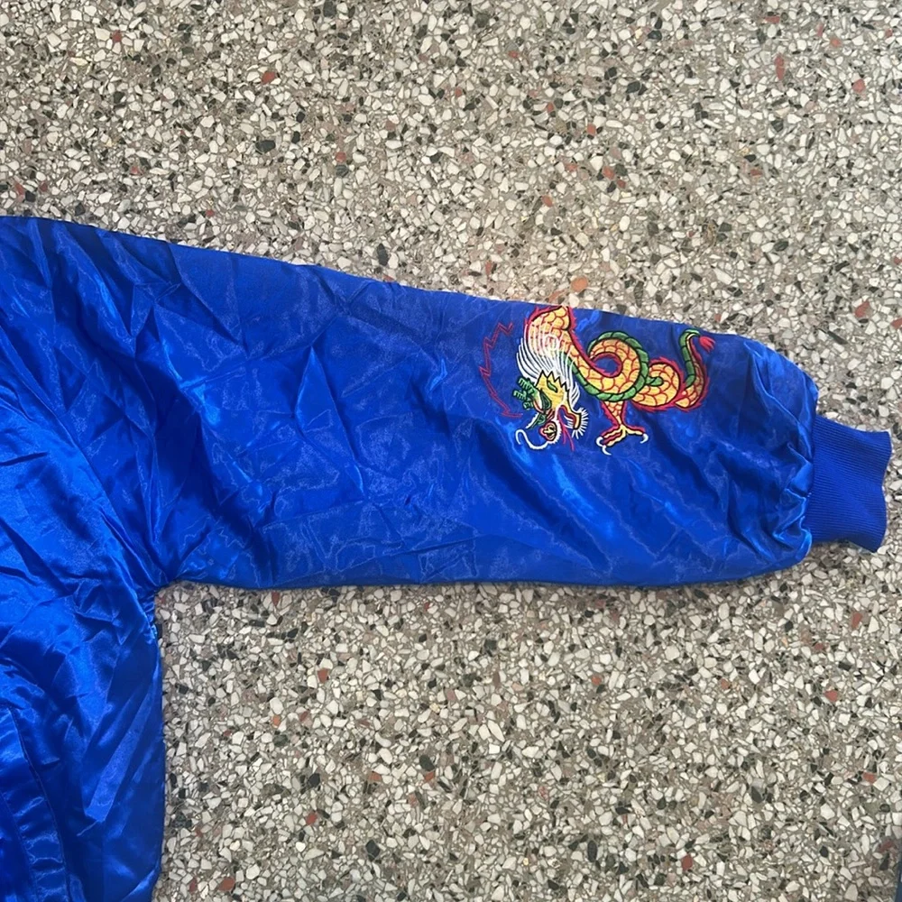 Silk Souvenir jacket Okinawa Japan - Picture 10 of 17